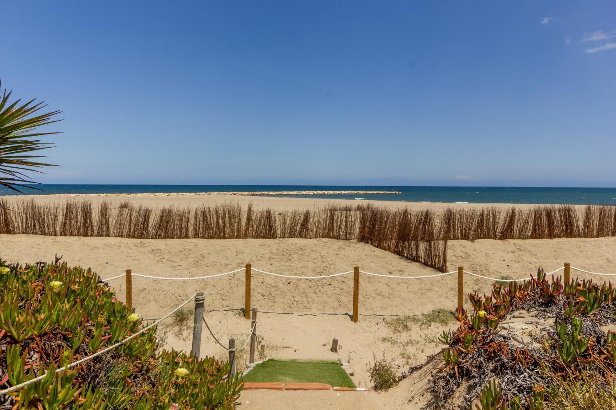Deveses Frente Al Mar Appartement *